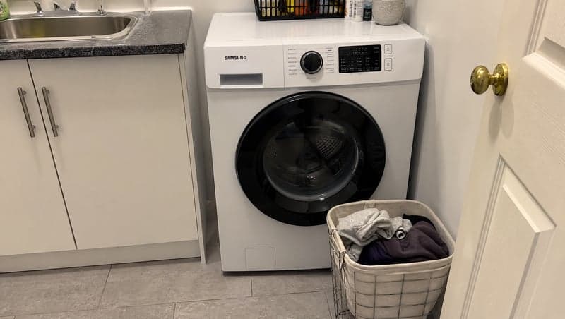 Reference photo before generating the generate a washing machine meltdown prank photo AI prank image
